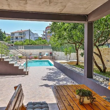 Sea Stone House 1 Apartment *